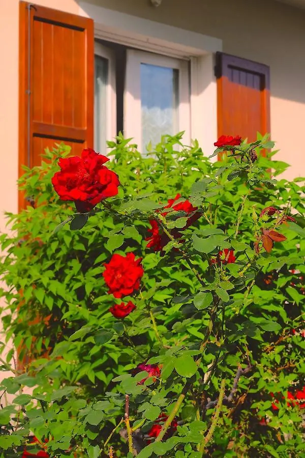 Aria Di Casa B&B Cantu 0*,  Italy